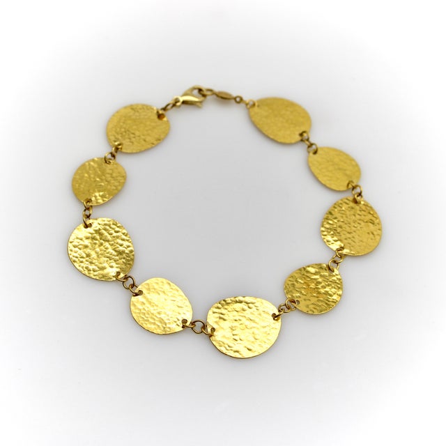 24k Gold Gurhan Lush Collection Hand-Hammered Disc Bracelet For Sale - Image 4 of 11