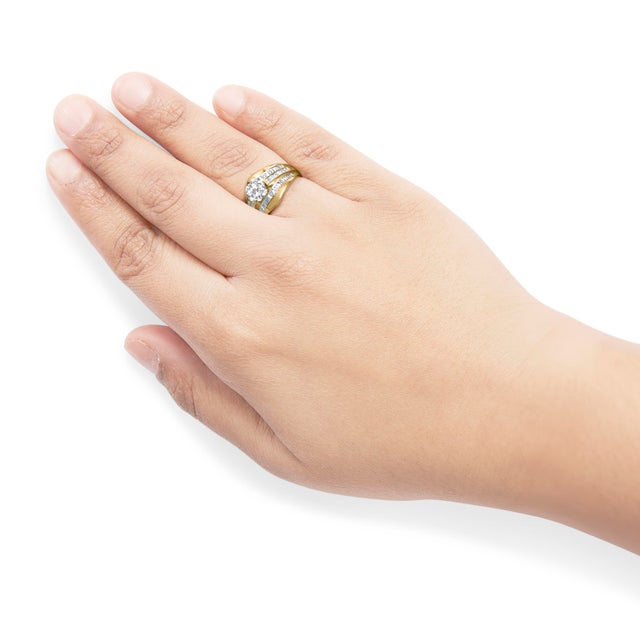 14K Yellow Gold 2-1/3 Cttw Diamond Cluster Channel Set Chevron Shaped Engagement Ring (H-I Color, SI1-SI2 Clarity) - Ring Size 5.5 For Sale In New York - Image 6 of 7