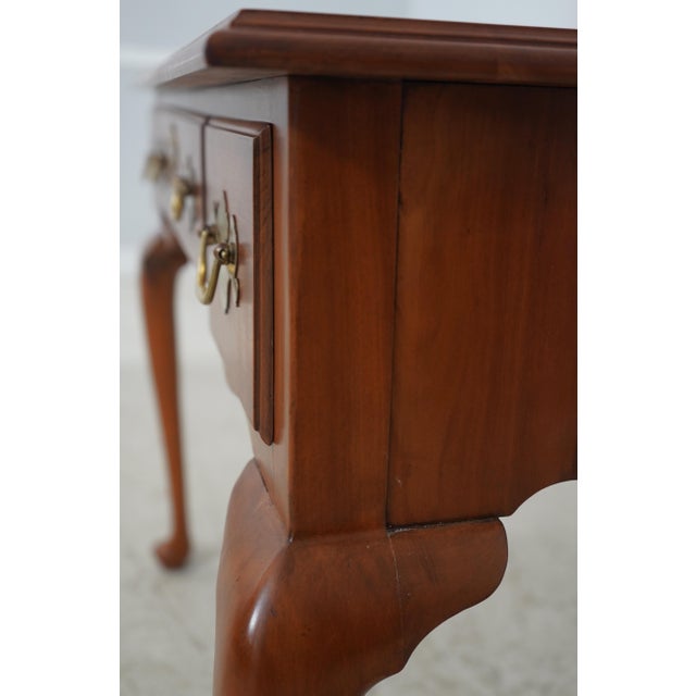 Henkel Harris Queen Anne Cherry Vanity or Desk For Sale - Image 15 of 18