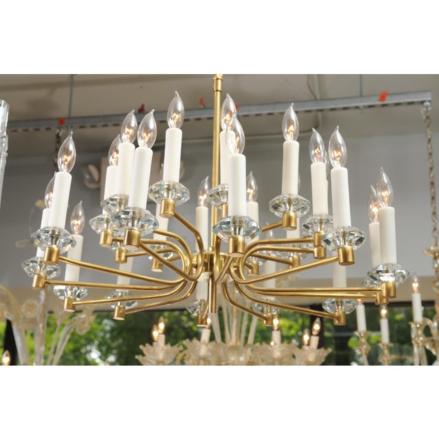 1950s 24-Light Crystal & Brushed Brass Chandelier in Manner of Sciolari For Sale - Image 13 of 14