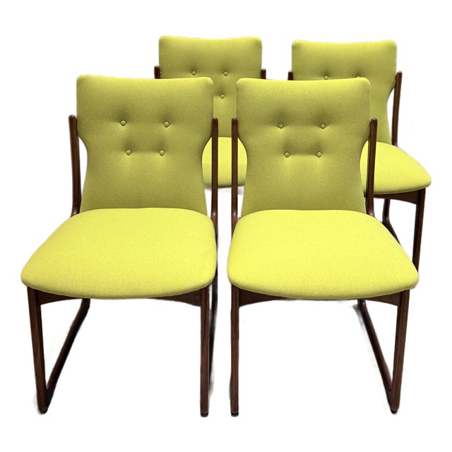 Mid-Century Modern Danish Teak Dining Chairs Attributed to Vamdrup Stolefabrik, 1960s, Maharam Meld Chartreuse — Set of 4 For Sale