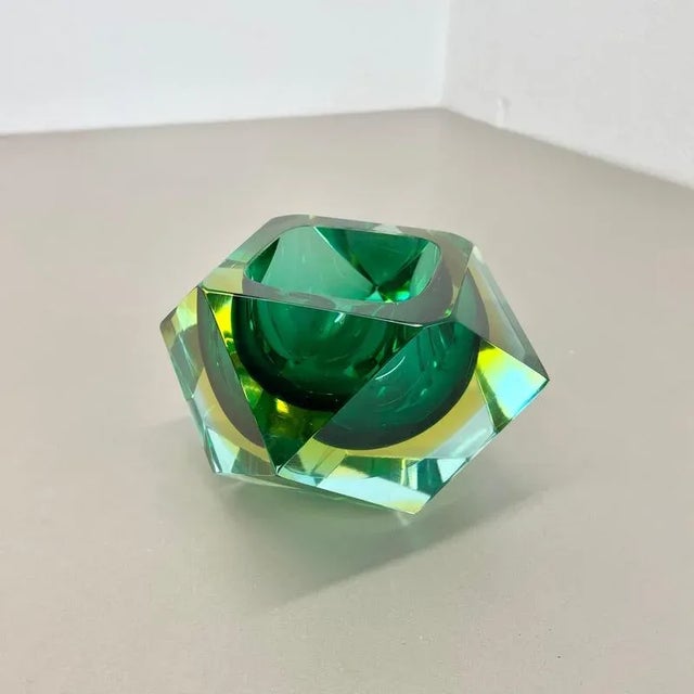 Murano Glass Sommerso Bowl Ashtray from Luigi Mandruzzato, Italy, 1970s For Sale - Image 13 of 17