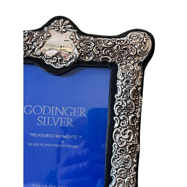 Rococo Large Vintage Godinger Silverplated Rococo Picture Frame 10.75" Tall for 5" × 7" Photo For Sale - Image 3 of 10