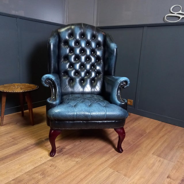 Chesterfield Barrelback Blue Club Chair, 1970s For Sale - Image 11 of 18