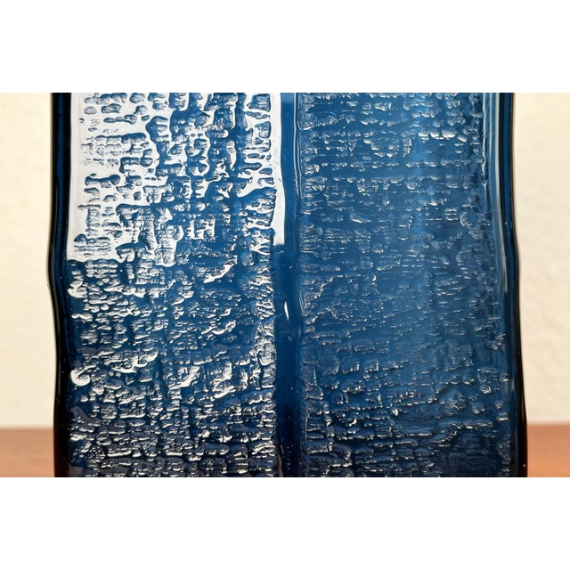 Mid-Century Modern Mid-Century Modern Swedish Blue Glass Vase by Christer Sjögren for Lindshammar Glasbruk, 1960s For Sale - Image 3 of 18