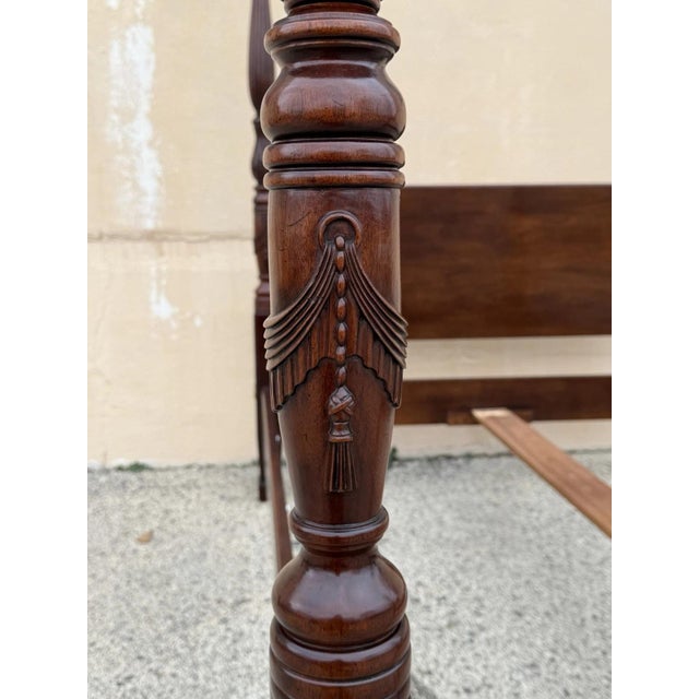 Traditional Henredon Georgian Chippendale Mahogany Queen Size Tall Carved Finial Poster Bed For Sale - Image 3 of 17