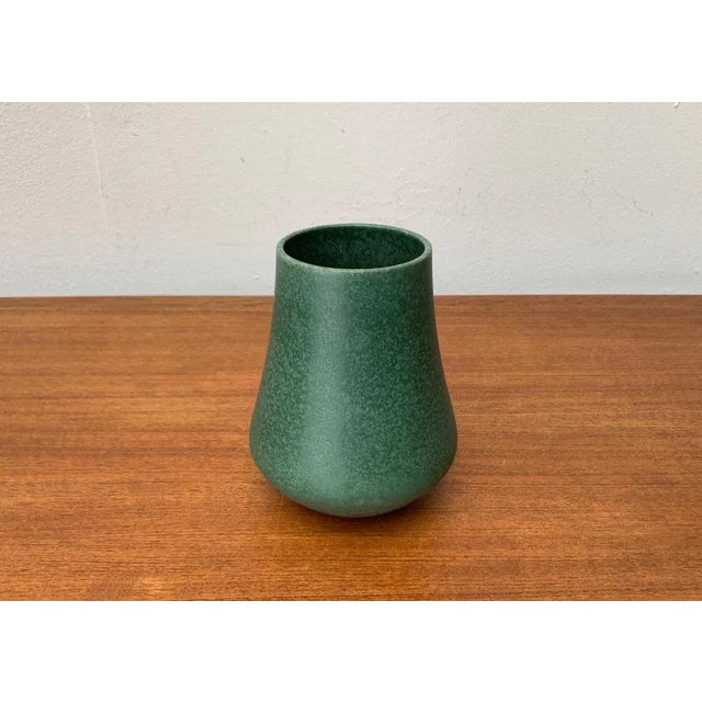 Mid-Century German Minimalist Studio Pottery Vase by Hildegard and Peter Delius for Hamelner Kunsttöpferei, 1960s, in Very...