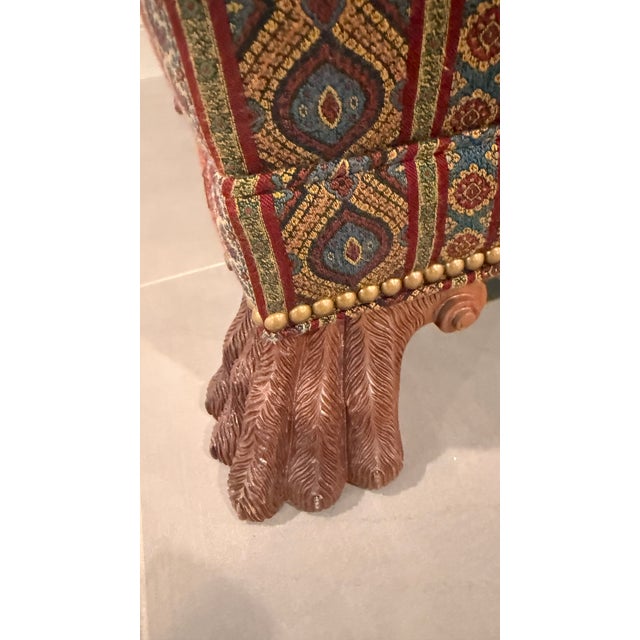 Late 20th Century Kindel Upholstered Lounge Chair With Carved Paw Feet – Traditional Accent Chair For Sale - Image 12 of 16