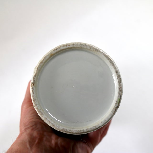 Green 19th Century Unmarked Chinese Porcelain Rose Medallion Cylinder Vase For Sale - Image 8 of 16