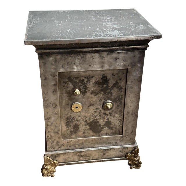 Antique Iron Safe, 1890s For Sale