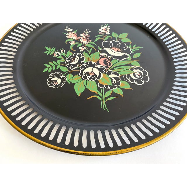 Metal Vintage 1950's Floral Lithograph Print Extra Large Round Metal Decorative Serving Tray For Sale - Image 7 of 13
