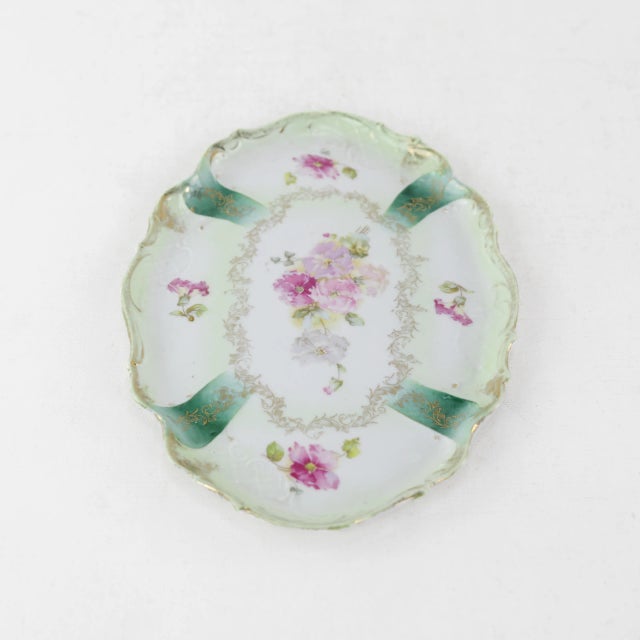 Antique Green and Gold Floral Porcelain Vanity Tray - Hand-Painted Oval Dish For Sale In New York - Image 6 of 10