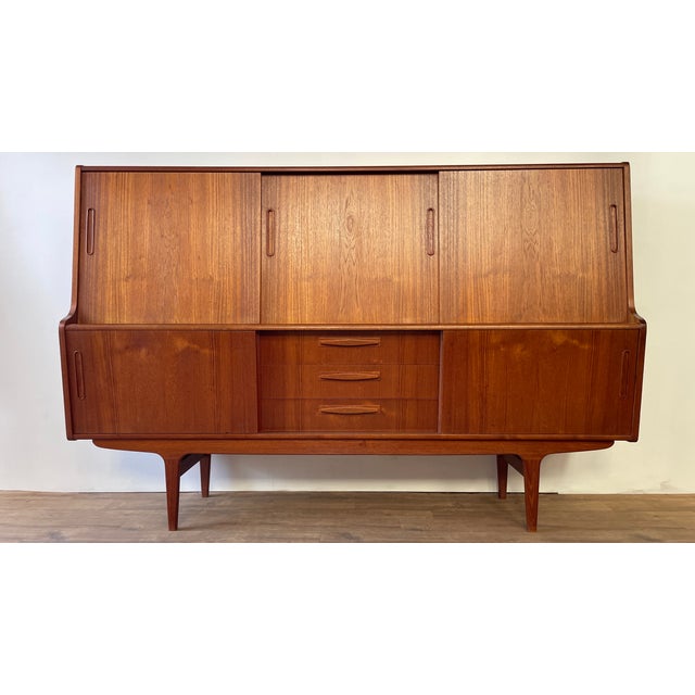 Mid-Century Modern Danish Teak Highboard with Sliding Doors and Drawers, 1960s For Sale - Image 17 of 18