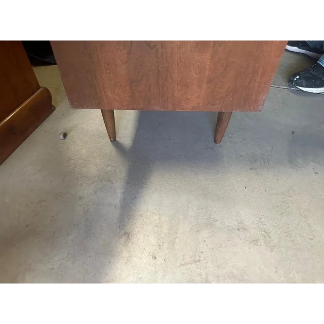Cinnamon 1960s Broyhill Sculptra Brooklyn Premiere Dresser W/Mirror (Not Shown) For Sale - Image 8 of 15