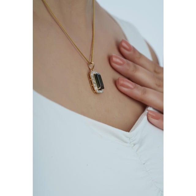 5.5ct Emerald Cut Green Tourmaline & Baguette Diamond Pendant in 14k Yellow Gold For Sale - Image 4 of 12