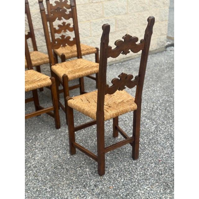 Vintage Italian Carved Walnut Rush Seat Dining Chairs – Set of 6 For Sale In Philadelphia - Image 6 of 12