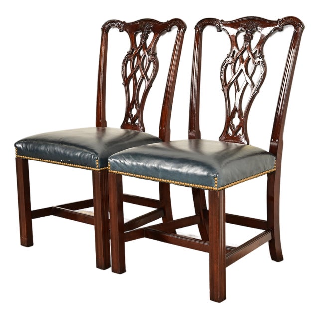 Councill Craftsmen Georgian Carved Mahogany Side Chairs or Dining Chairs, Pair For Sale