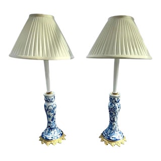 Pair of 1980s Blue and White Porcelain Lamps With Gold Base For Sale