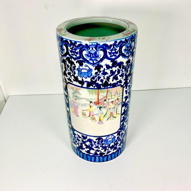 Vintage Home is pleased to offer this antique Chinese Porcelain Umbrella Stand. The Flow Blue design is beautifully...