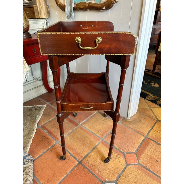 Brown Early 20th Century Ferguson Bros. Tiered Patial Gilt Mahogany Folding Rafraichissoir Butler Tray Trolley For Sale - Image 8 of 16
