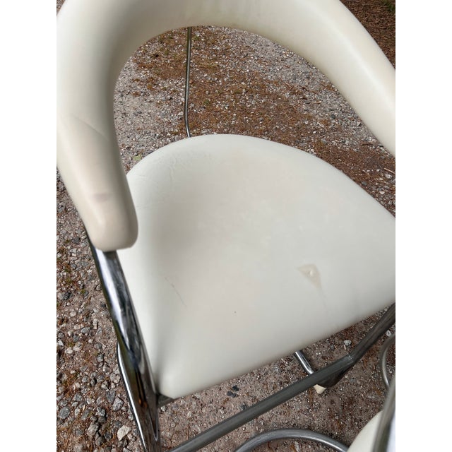 White Mid 20th Century BauHaus Ss33 Cantilevered Barstools by Anton Lorenz for Thonet - Set of Four For Sale - Image 8 of 12