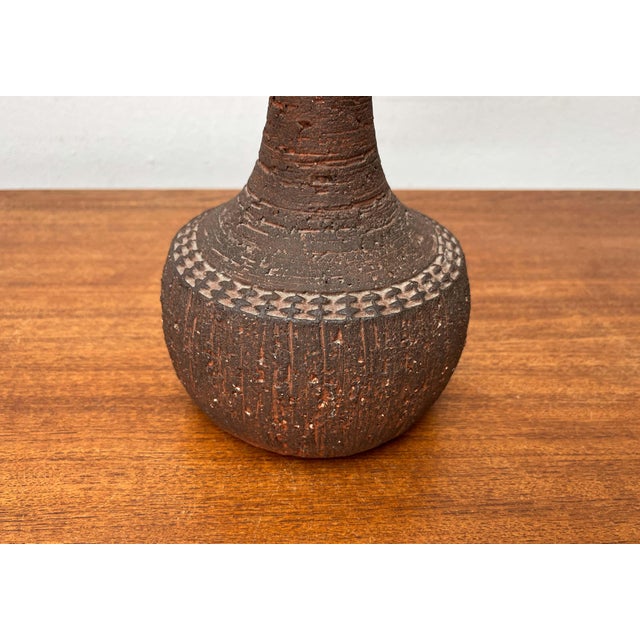 Mid-Century Modern Danish Studio Pottery Table Lamp by Jytte Trebbien and Harry Nielsen for Tusbo, Denmark, 1960s For Sale - Image 16 of 18
