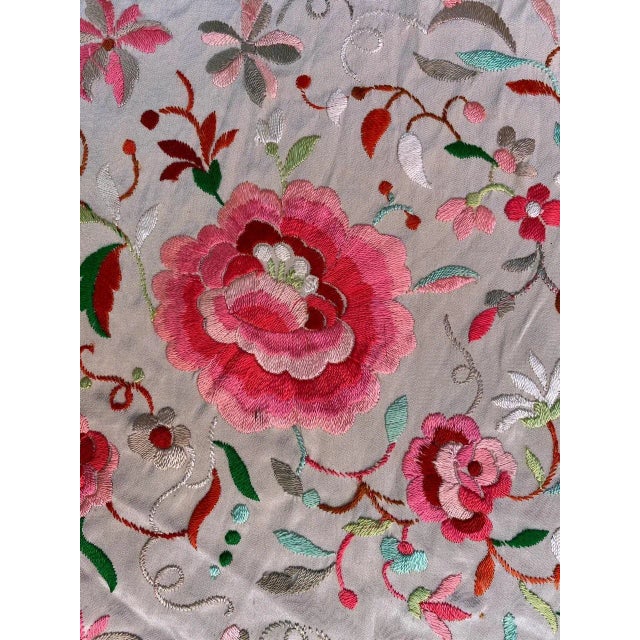 1920s Square Silk Embroidered Manila Piano Shawl For Sale - Image 5 of 15