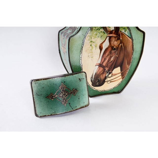 Early 20th Century Co-Operative Wholesale Crumpsall Biscuit Tin For Sale In Seattle - Image 6 of 9