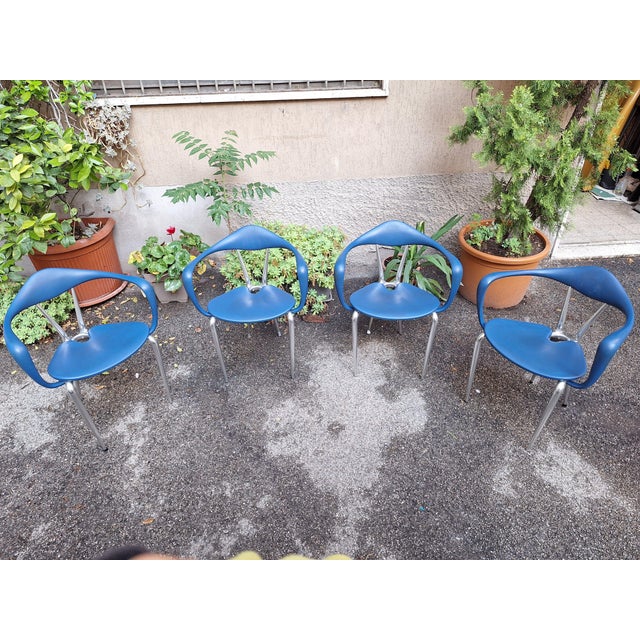 1980s Vintage Armchairs in Aluminum and Blue Foam Material by Ferdinand Alexander Porsche for Ycami Edizioni, 1980s, Set of 4 For Sale - Image 5 of 13