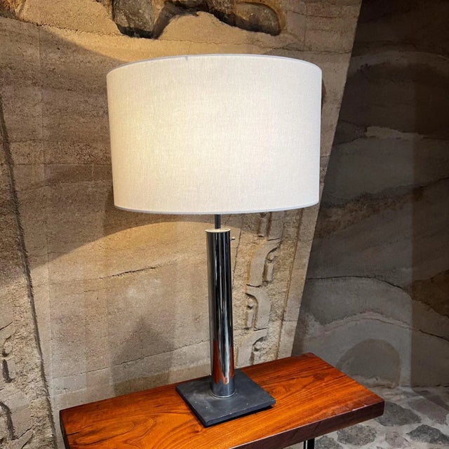 Walter Von Nessen 1970s Modernist Chrome Cylinder Von Nessen Table Lamp New York For Sale - Image 4 of 7