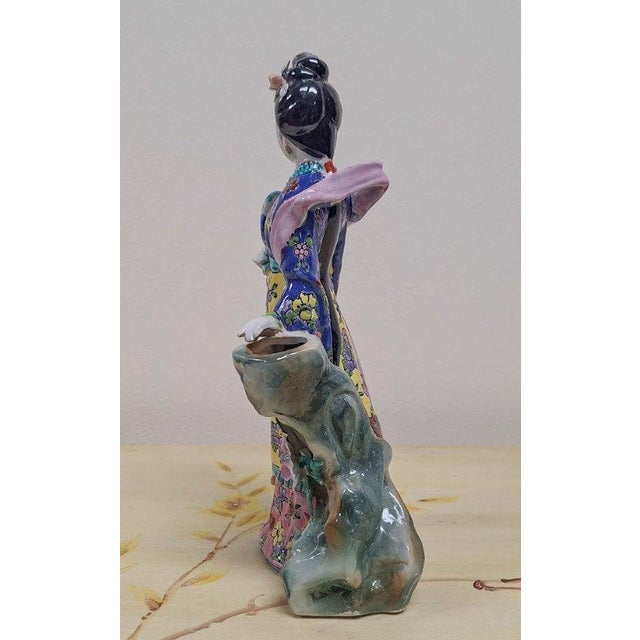 Vintage-Style Porcelain Floral Lady Figurine With Fan For Sale In Dallas - Image 6 of 9