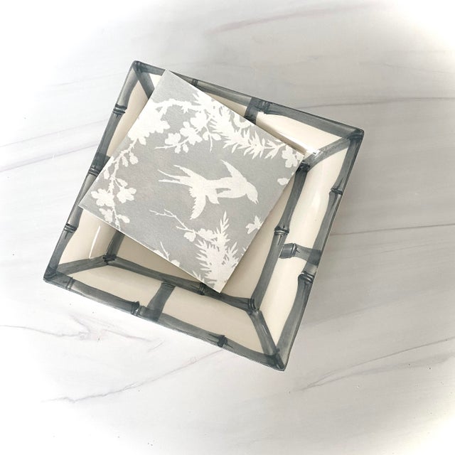 2020s Fret Rim Tray — Italian Hand-Painted Ceramic, Bamboo Motif, Gray For Sale - Image 5 of 5
