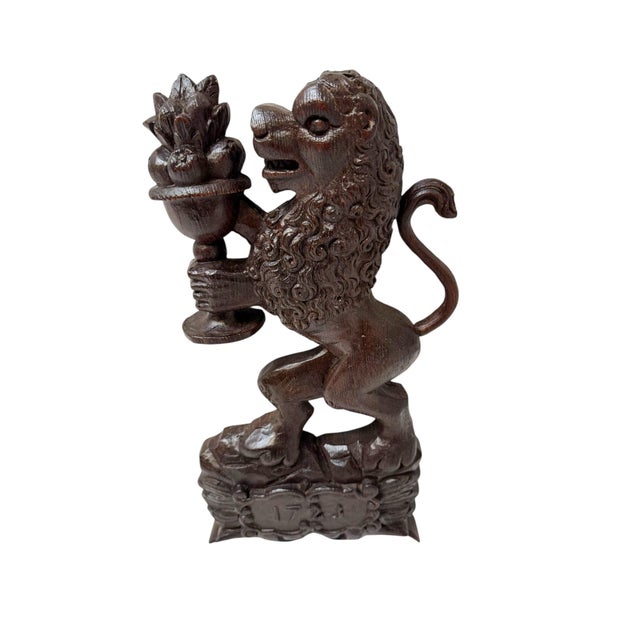 Antique Hand-Carved Sculptures of Lions in Oak, the Netherlands, 1723 For Sale - Image 3 of 10