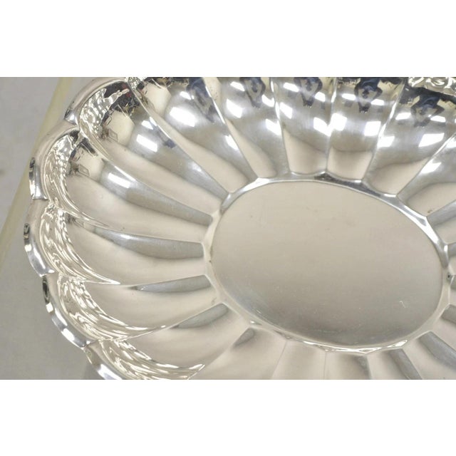 Vintage Regency Style Silver Plated Scalloped Oval Serving Platter Fruit Bowl For Sale In Philadelphia - Image 6 of 9