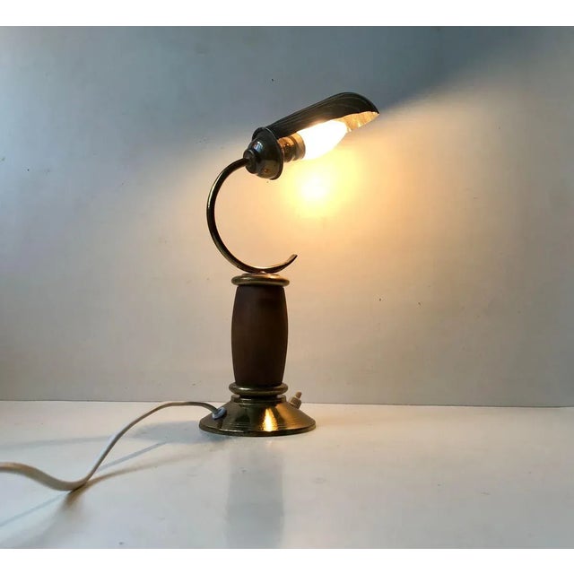 French Art Deco Brass & Oak Clamshell Table Lamp, 1930s For Sale - Image 6 of 9