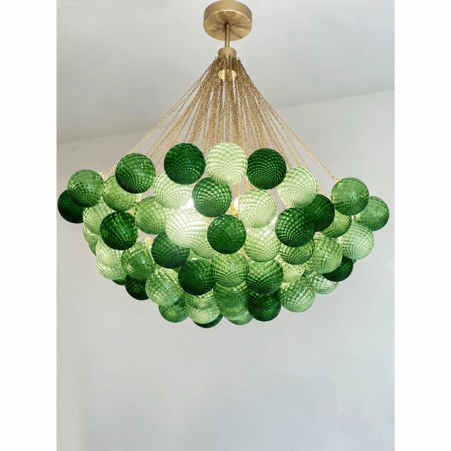Impressive Scenographic Ametista and pink“ballotton” spheres Murano Glass Chandelier Impressive chandelier with spheres in...