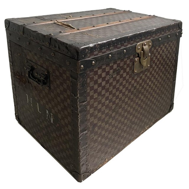 Large Hat Case from Louis Vuitton, 1895 For Sale - Image 11 of 18
