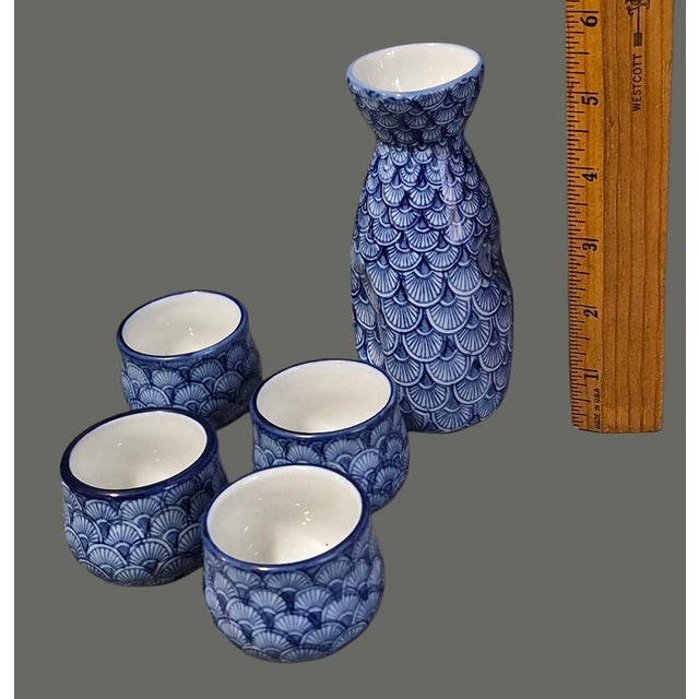 Ceramic Vintage Chinese Blue & White Sake Set Carafe & 4 Cups For Sale - Image 7 of 9