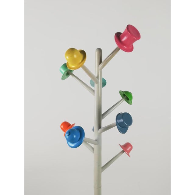"L'albero dei cappelli" the "hat tree" is a sculpture more than a simple home object, in fact since the early seventies...
