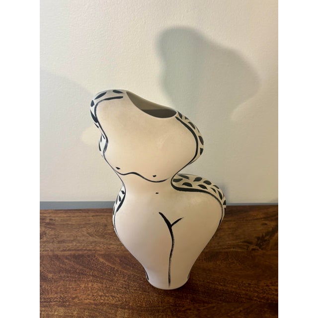 Large Vintage Figural Woman Studio Pottery Vase by Donna Polseno For Sale - Image 9 of 10