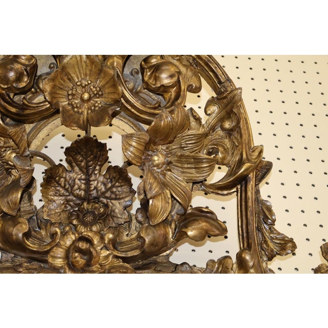 Large Mid 19th Century Gold Gilt American Philadelphia Floral Wall Mirror For Sale - Image 15 of 18