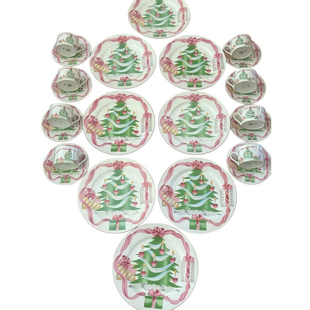 Vintage 1980s "Home for Christmas" pink dinnerware set. The set includes: 1 teapot- 9.5" 8 dinner plates - 11" 8 Coffee...
