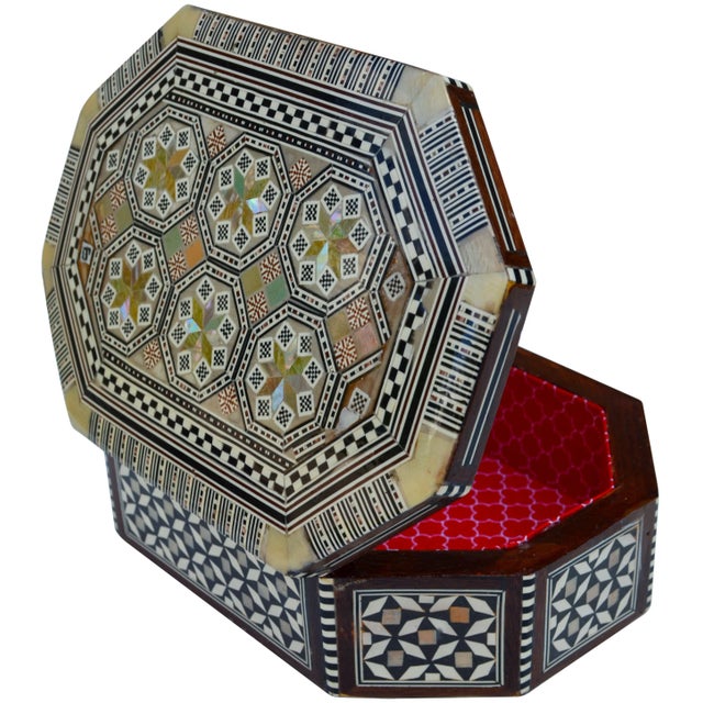 Green Moorish Mother-Of-Pearl Box For Sale - Image 8 of 10