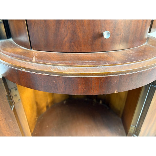 1930s Art Deco "Rocket" Style Figured Walnut Cylinder Cocktail Cabinet For Sale - Image 17 of 17