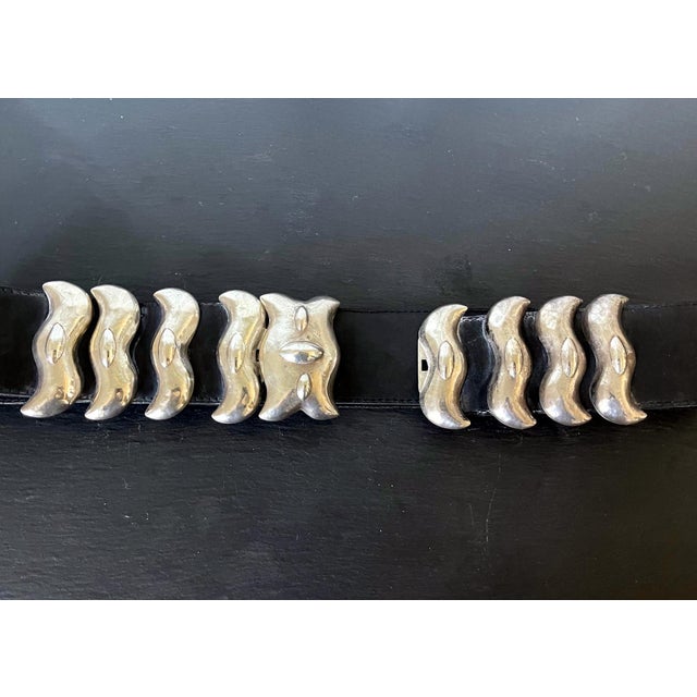 1960s Bespoken Leather Belt with Sculptural Sterling Buckles Graziella Laffi For Sale - Image 5 of 12