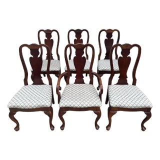 Newly Upholstered Broyhill Queen Anne Cherry Dining Chairs- Set of 6 For Sale