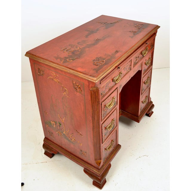 18th Century English Dresser With 19th Century Chinoiserie Decoration For Sale - Image 4 of 12