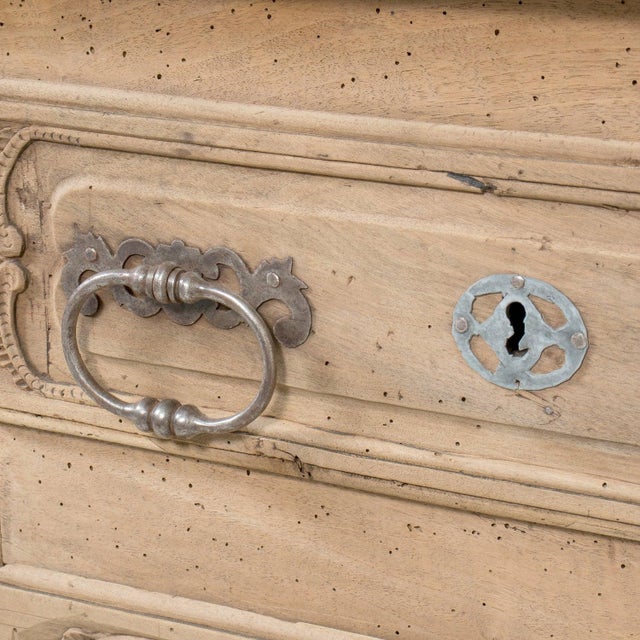 18th C French Period Louis XV Bleached Walnut Deux Corps Lyonnaise Pantalonnier For Sale - Image 9 of 12