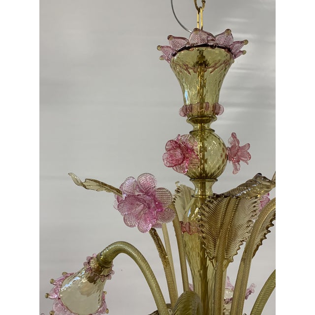 Chandelier in Murano Glass attributed to the Cesare Toso Company, 1960s For Sale - Image 8 of 8