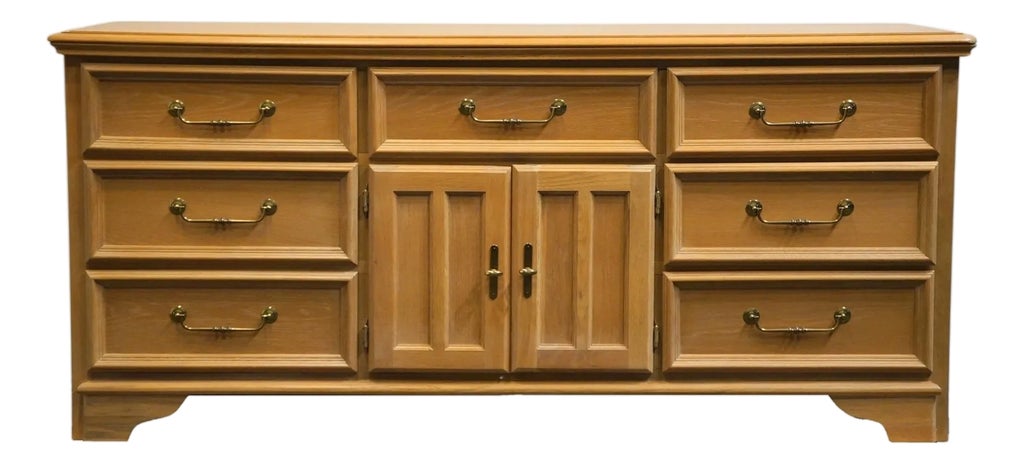 Late 20th Century Stanley Furniture Washed Oak Coastal